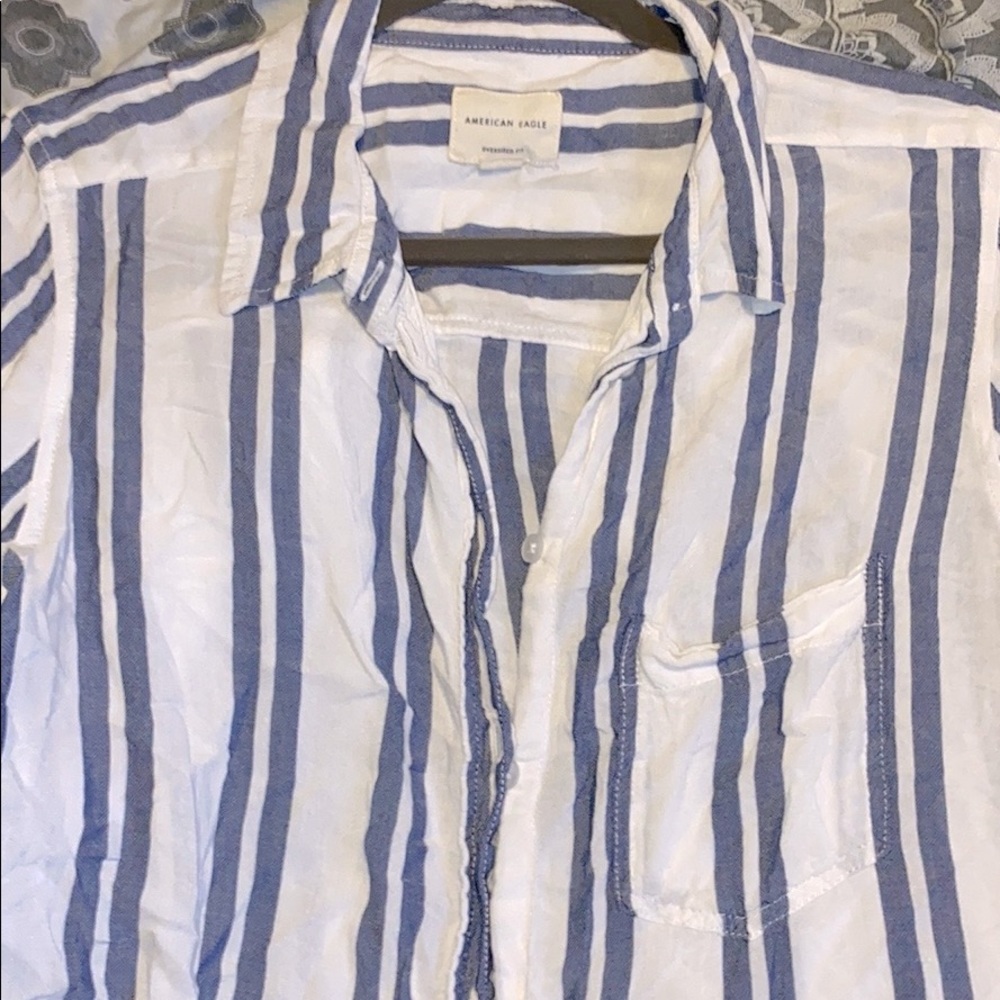 American eagle button down 💙